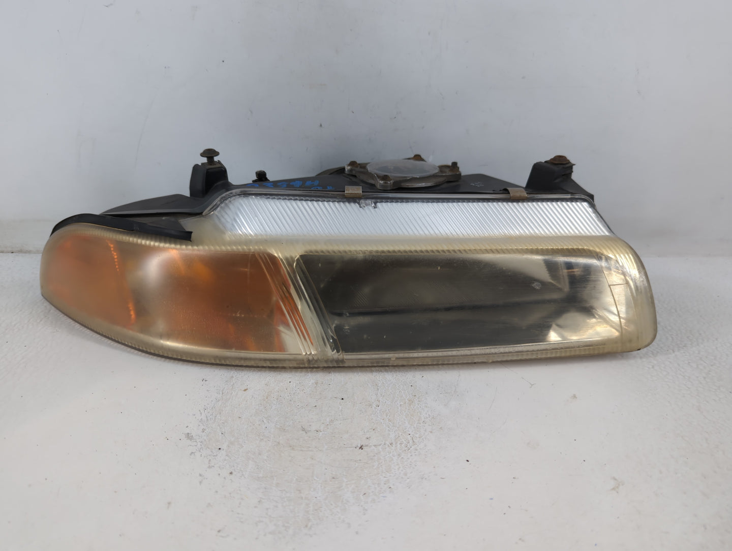 1997-2000 Chrysler Cirrus Passenger Right Oem Head Light Headlight Lamp - Oemusedautoparts1.com