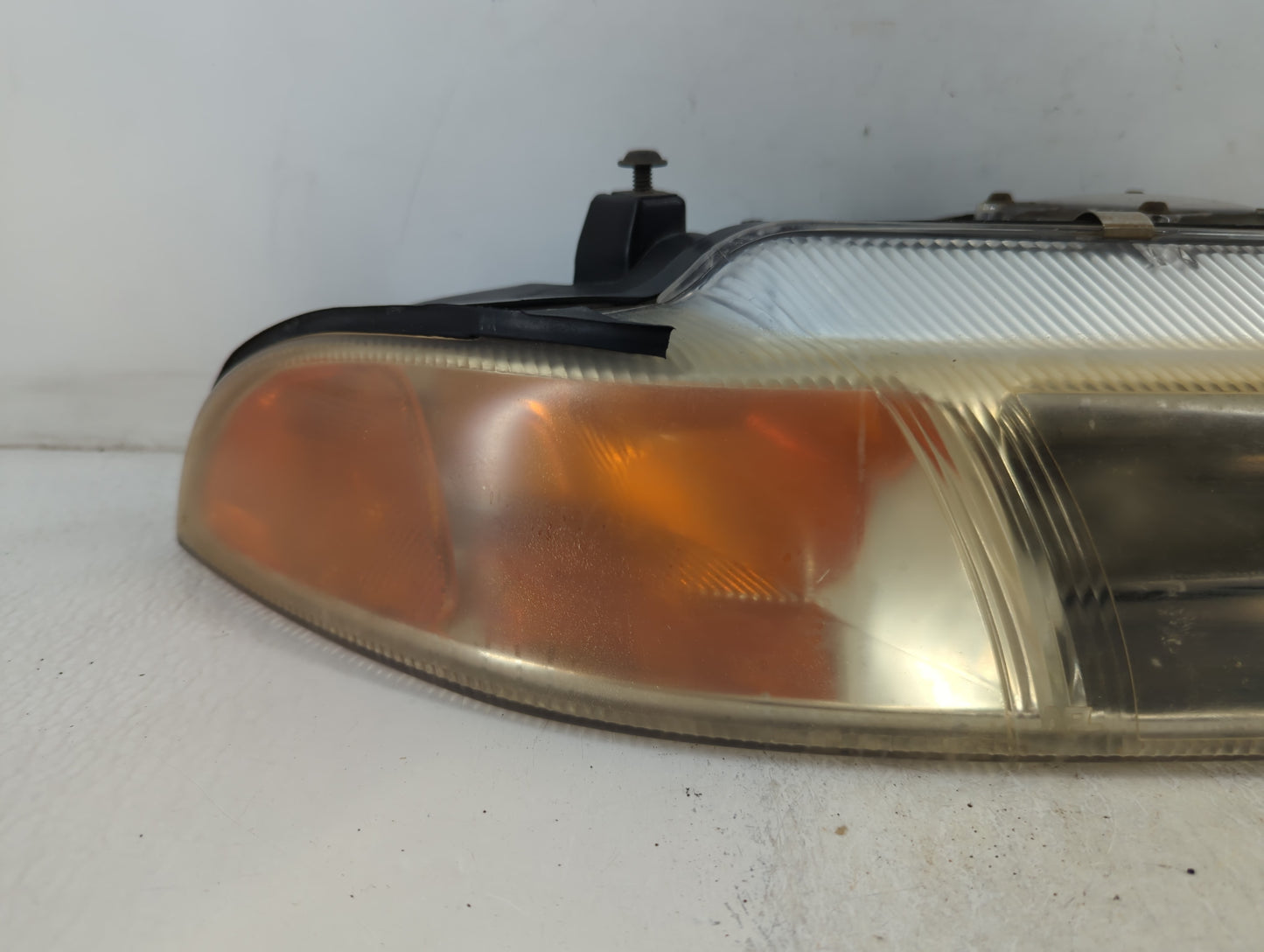 1997-2000 Chrysler Cirrus Passenger Right Oem Head Light Headlight Lamp - Oemusedautoparts1.com