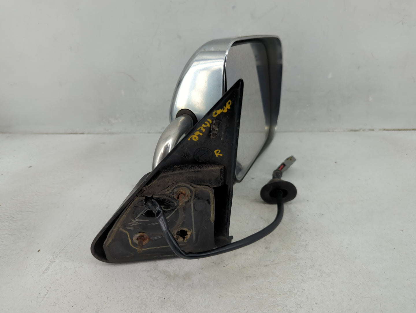 1994-1997 Dodge Ram 1500 Passenger Side View Mirror - Right Door Mirror OEM Used - Oemusedautoparts1.com
