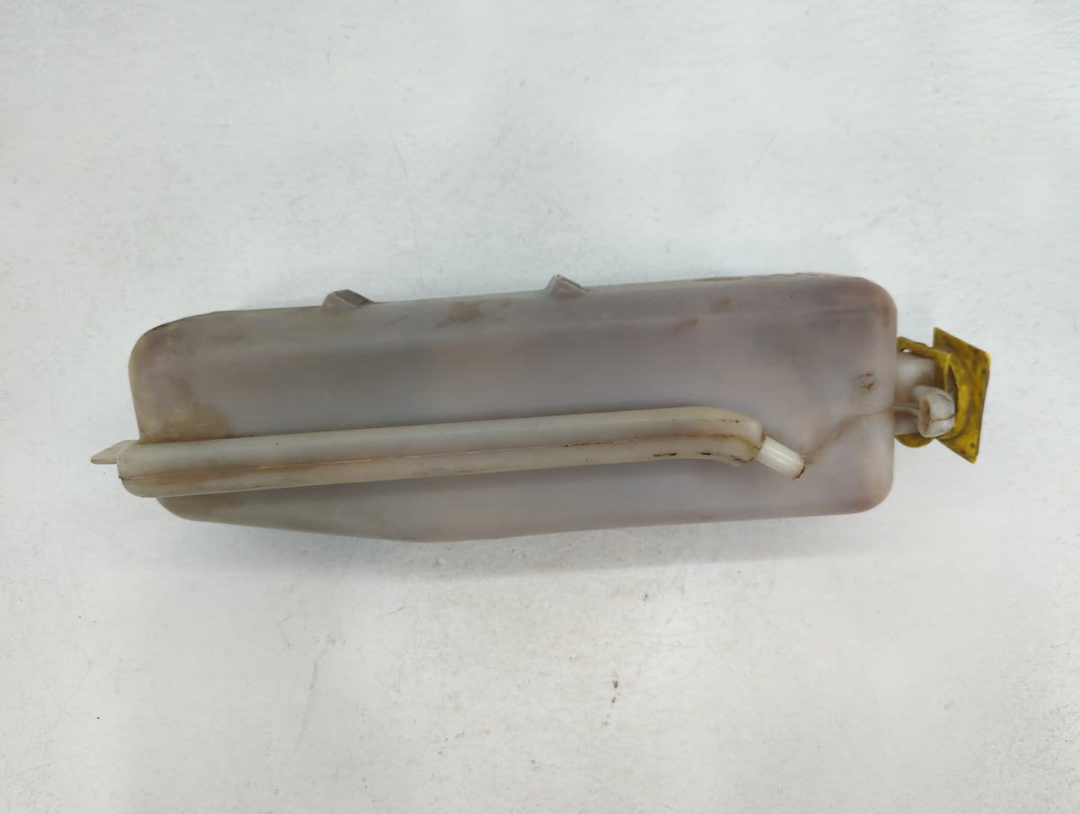 1997 Dodge Ram 1500 Windshield Washer Fluid Reservoir Bottle Oem - Oemusedautoparts1.com