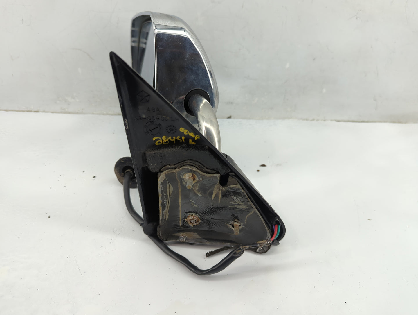 1994-1997 Dodge Ram 1500 Driver Side View Mirror - Left Door Mirror OEM Used - Oemusedautoparts1.com