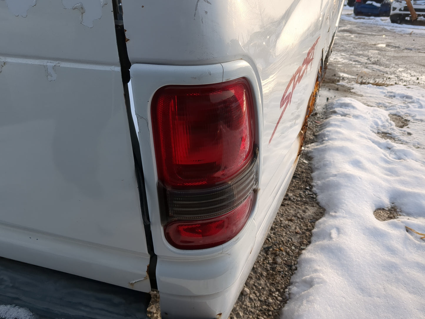 1994-2001 Dodge Ram 1500 Tail Light Assembly Passenger Right OEM Fits Fits 1994 1995 1996 1997 1998 1999 2000 2001 2002 OEM 