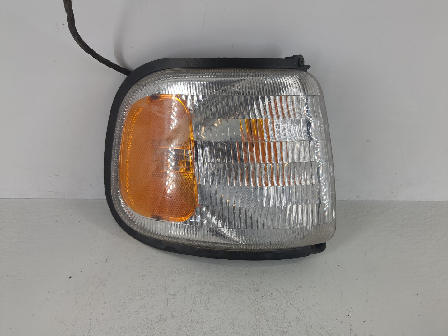 Dodge Ram 2500 Van Driver Left Oem Head Light Headlight Lamp - Oemusedautoparts1.com