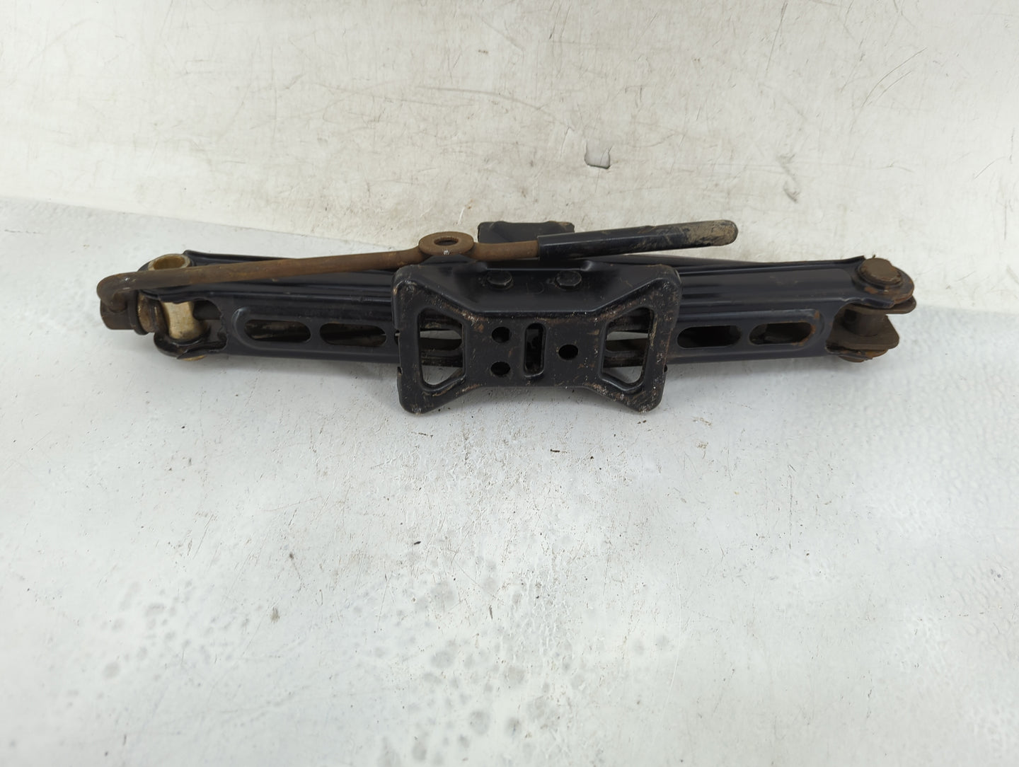 1997 Ford Contour Spare Scissor Car Jack - Oemusedautoparts1.com