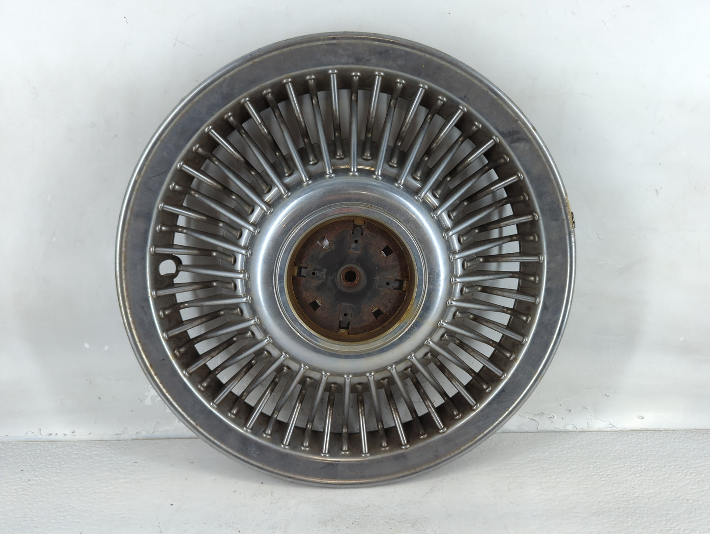 1997-1997 Ford Crown Victoria Driver Front Wheel Hub Oem 848622 - Oemusedautoparts1.com