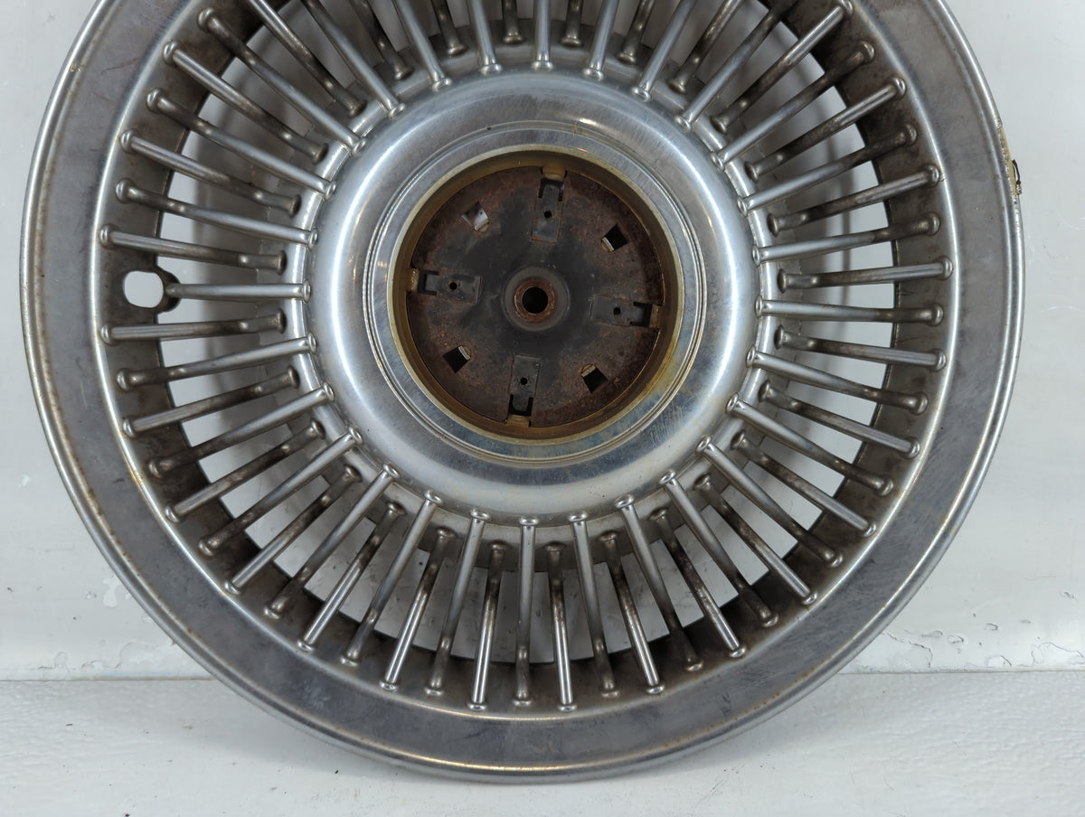 1997-1997 Ford Crown Victoria Driver Front Wheel Hub Oem 848622 - Oemusedautoparts1.com