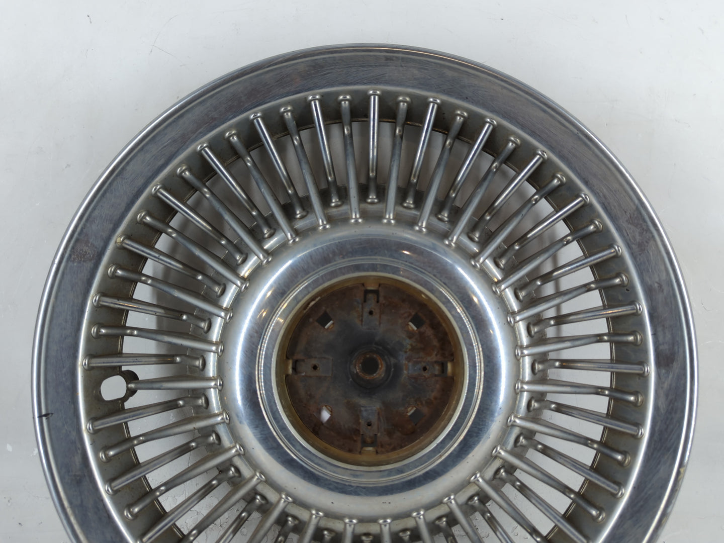 1997-1997 Ford Crown Victoria Driver Front Wheel Hub Oem 848624 - Oemusedautoparts1.com