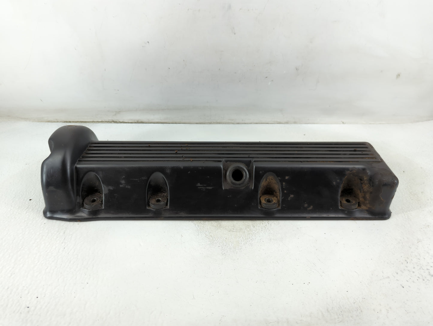 1997 Ford Crown Victoria Driver Left Cylinder Head Valve Cover Fits OEM Used Auto Parts - Oemusedautoparts1.com