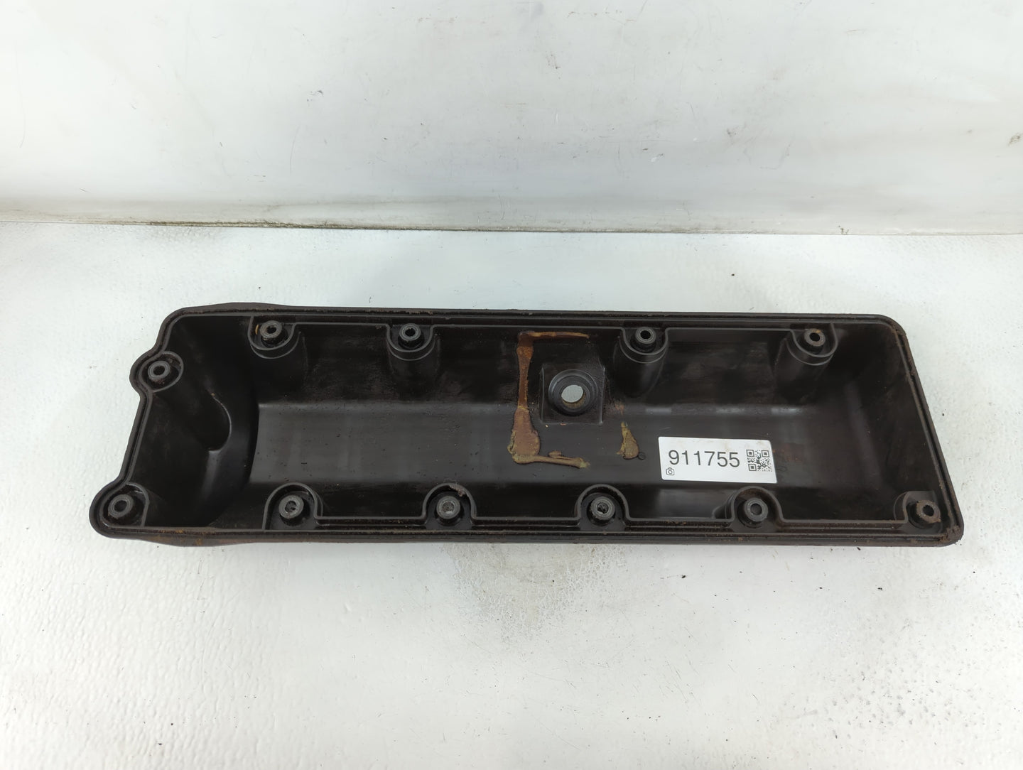 1997 Ford Crown Victoria Driver Left Cylinder Head Valve Cover Fits OEM Used Auto Parts - Oemusedautoparts1.com