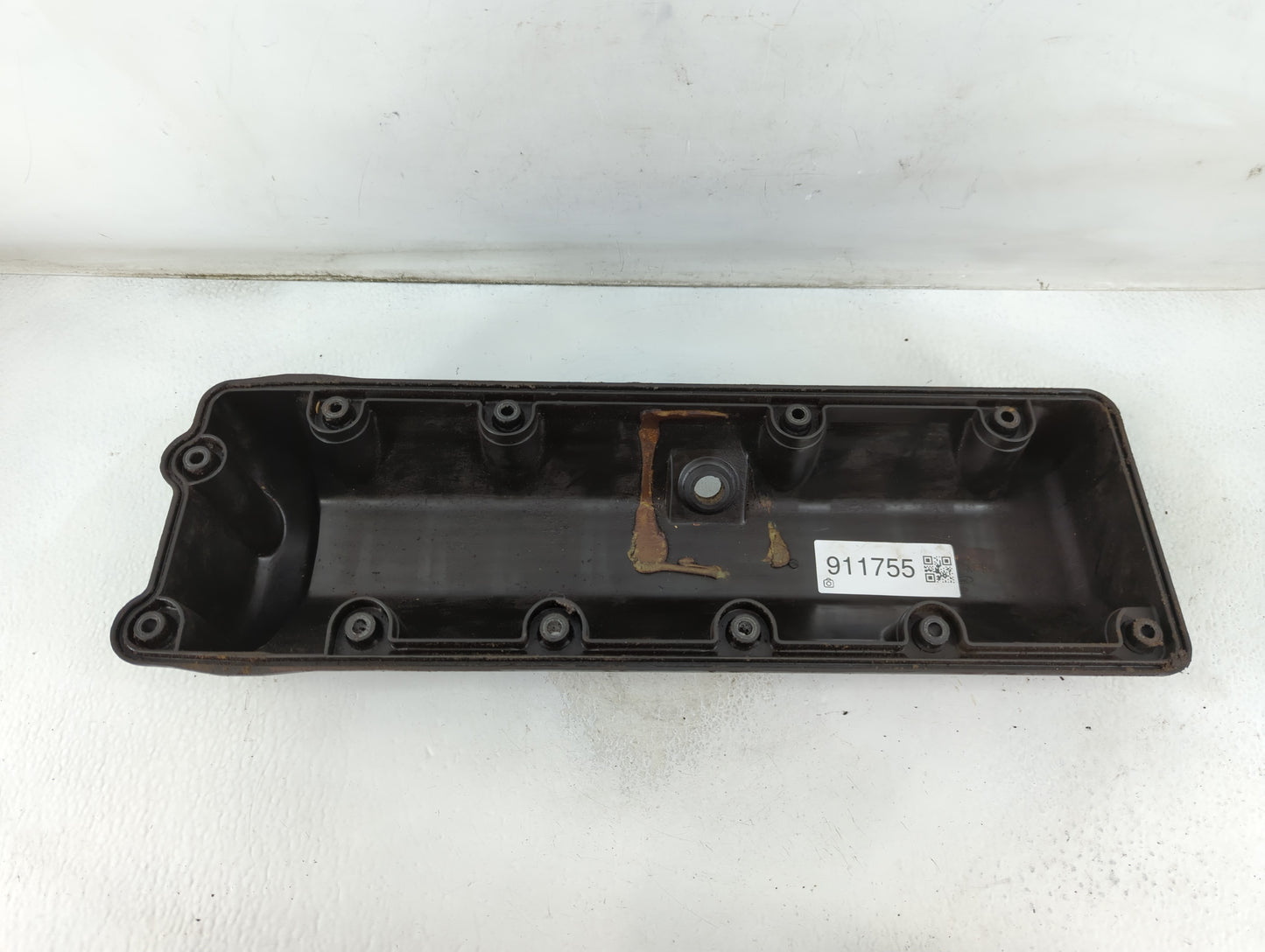 1997 Ford Crown Victoria Driver Left Cylinder Head Valve Cover Fits OEM Used Auto Parts - Oemusedautoparts1.com