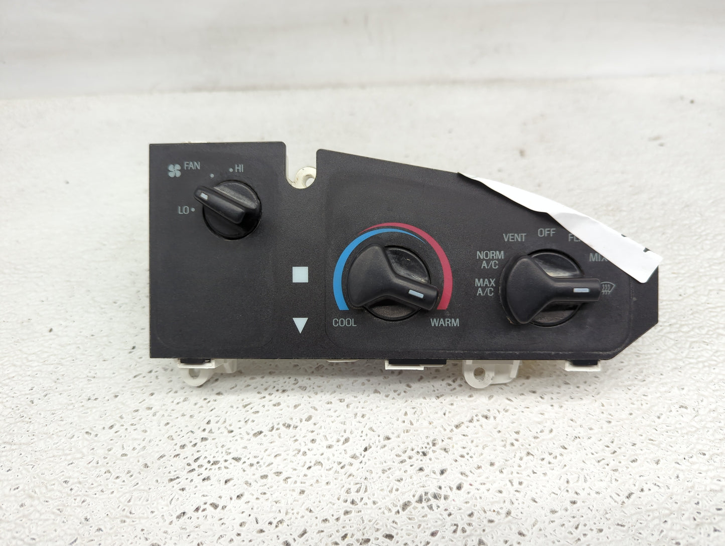 1997 Ford E-150 Climate Control Module Temperature AC/Heater Replacement P/N:XC2H-19C733-AA Fits OEM Used Auto Parts - Oemus