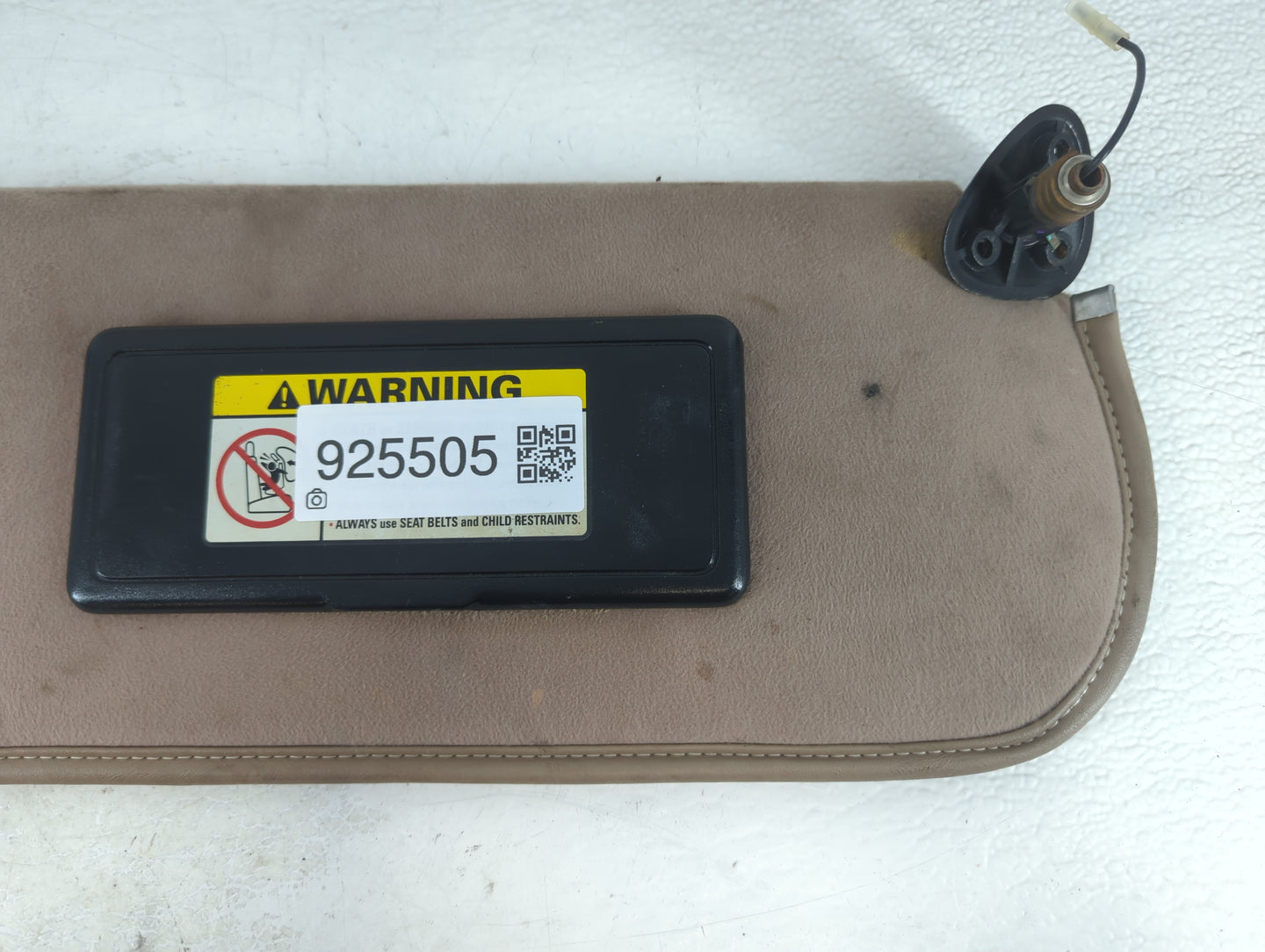 1997 Ford E-150 Sun Visor Shade Replacement Passenger Right Mirror Fits OEM Used Auto Parts - Oemusedautoparts1.com