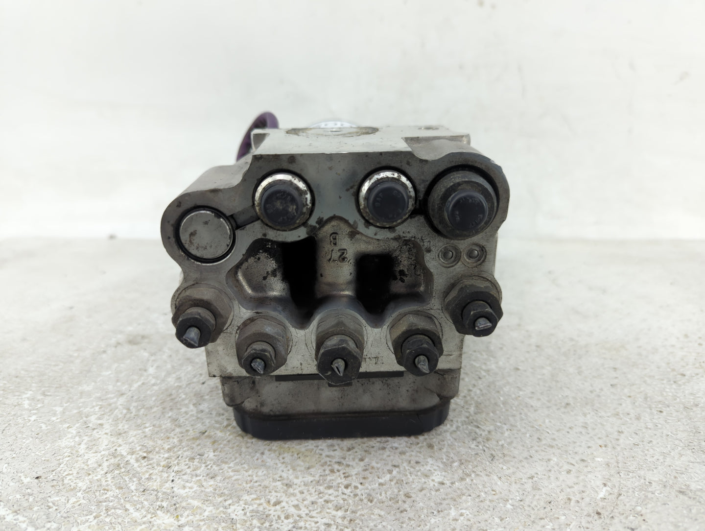 1997 Ford Expedition ABS Pump Control Module Replacement Fits OEM Used Auto Parts - Oemusedautoparts1.com