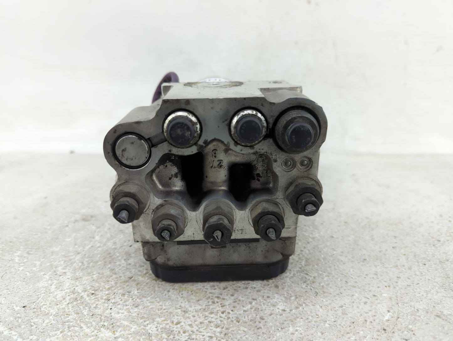 1997 Ford Expedition ABS Pump Control Module Replacement Fits OEM Used Auto Parts - Oemusedautoparts1.com