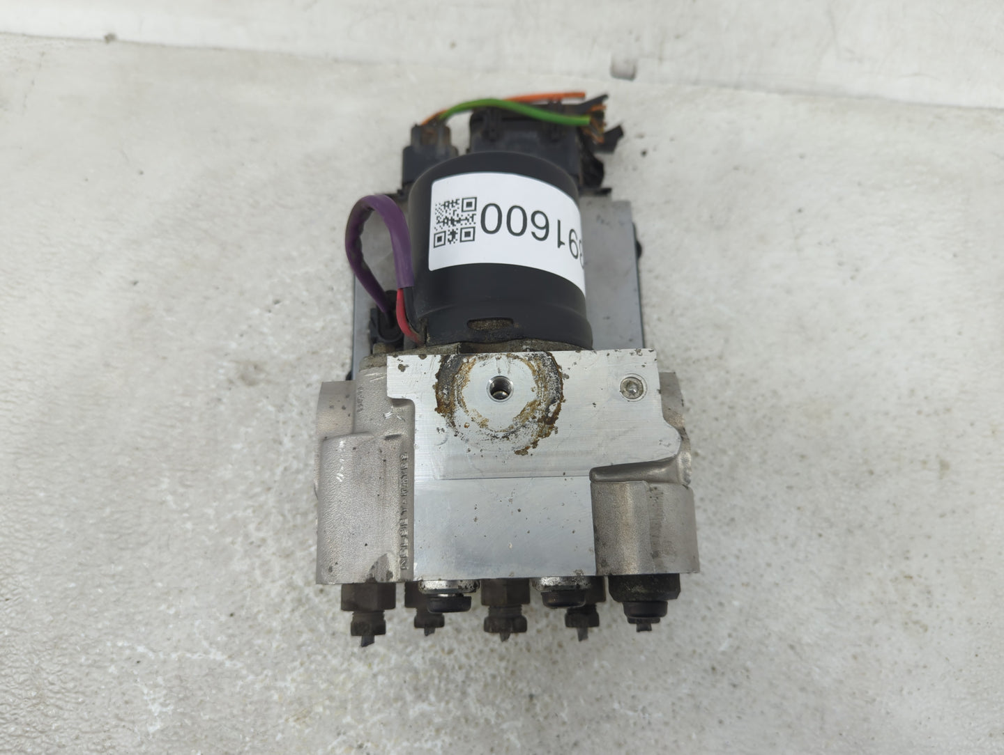 1997 Ford Expedition ABS Pump Control Module Replacement Fits OEM Used Auto Parts - Oemusedautoparts1.com