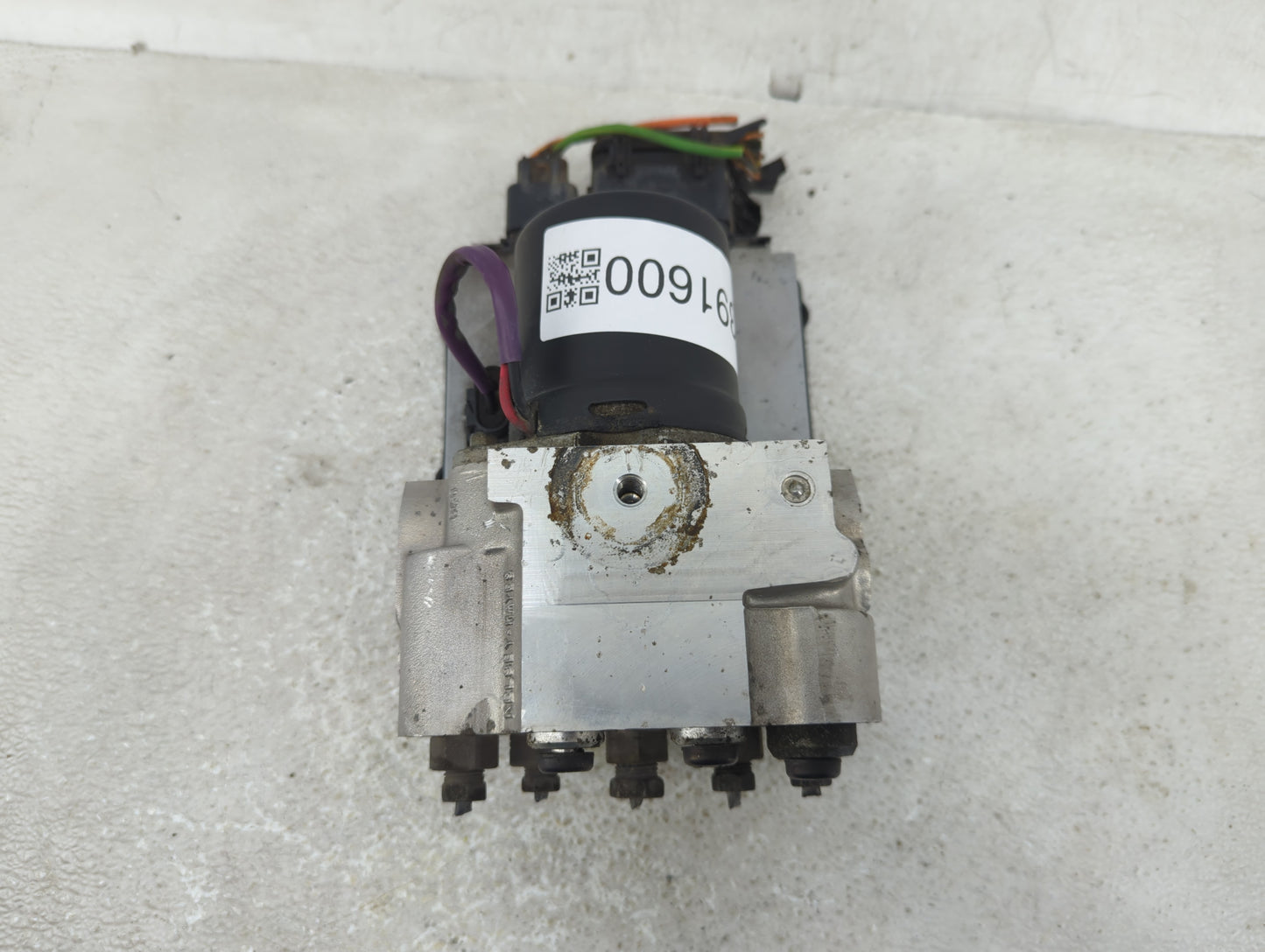 1997 Ford Expedition ABS Pump Control Module Replacement Fits OEM Used Auto Parts - Oemusedautoparts1.com