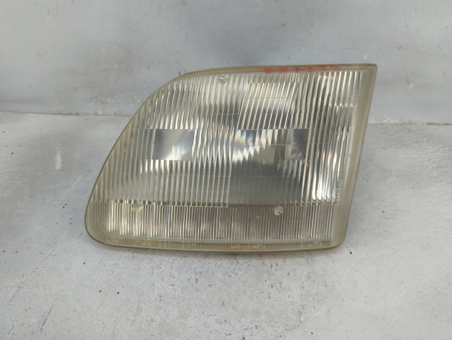 1997-2002 Ford Expedition Driver Left Oem Head Light Headlight Lamp - Oemusedautoparts1.com