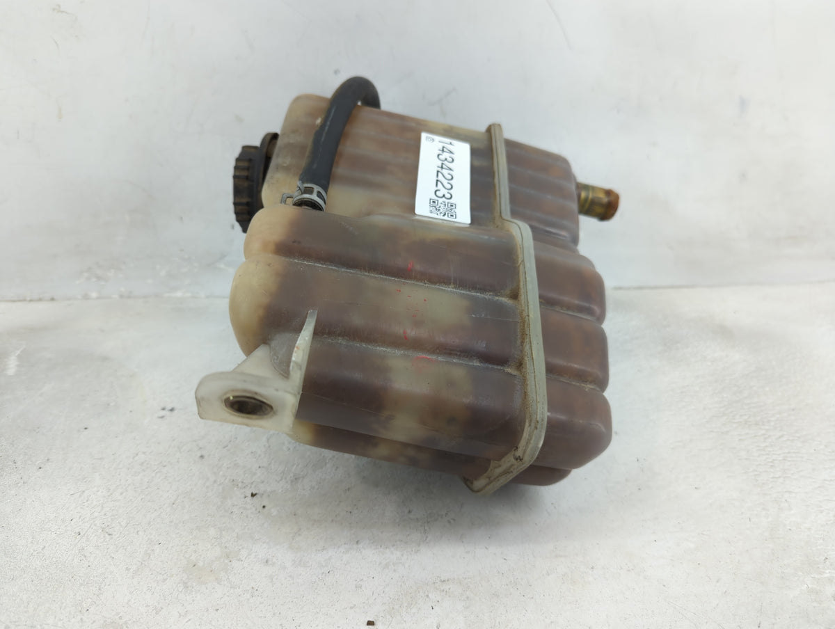 Ford Expedition Radiator Coolant Overflow Expansion Tank Bottle 1434223 - Oemusedautoparts1.com
