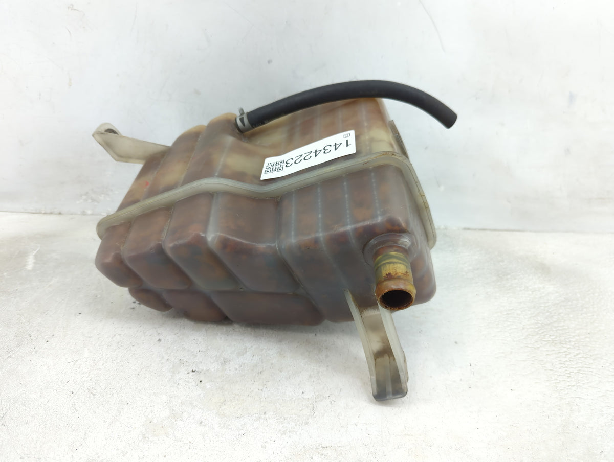 Ford Expedition Radiator Coolant Overflow Expansion Tank Bottle 1434223 - Oemusedautoparts1.com