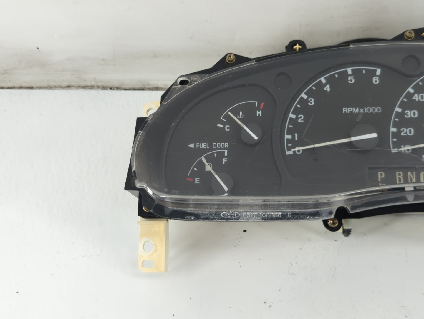 1996-1997 Ford Explorer Instrument Cluster Speedometer Gauges P/N:F87F-10C956-D Fits Fits 1996 1997 OEM Used Auto Parts - Oe
