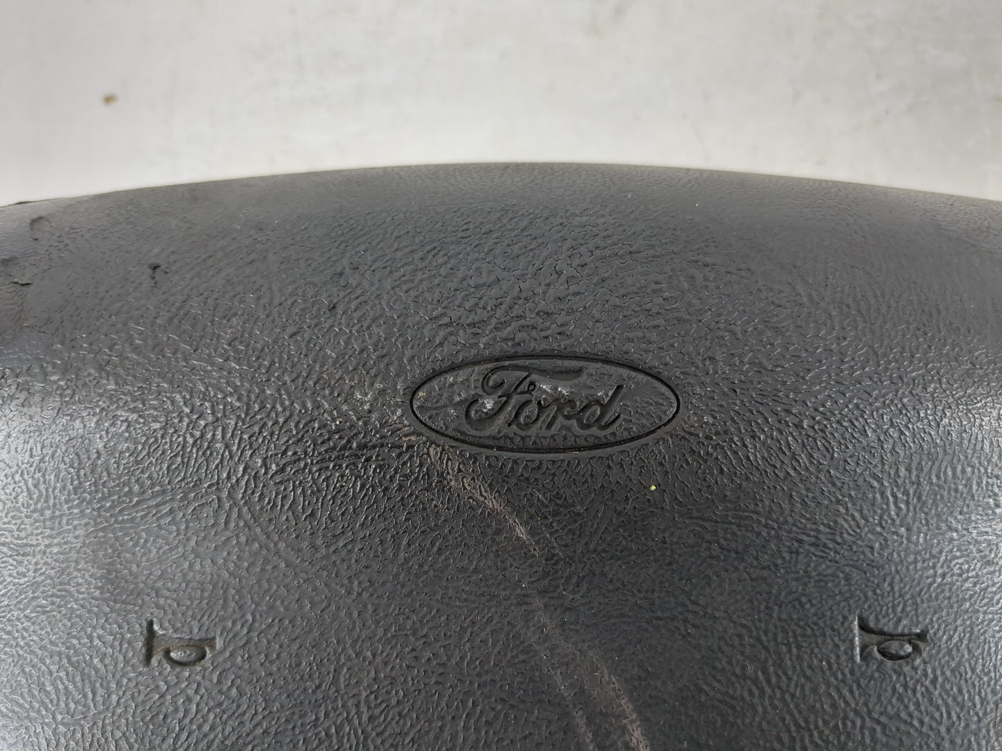 1995-1997 Ford Explorer Air Bag Passenger Right Dashboard OEM P/N:F67B-78043B13-AB Fits Fits 1995 1996 1997 OEM Used Auto Pa