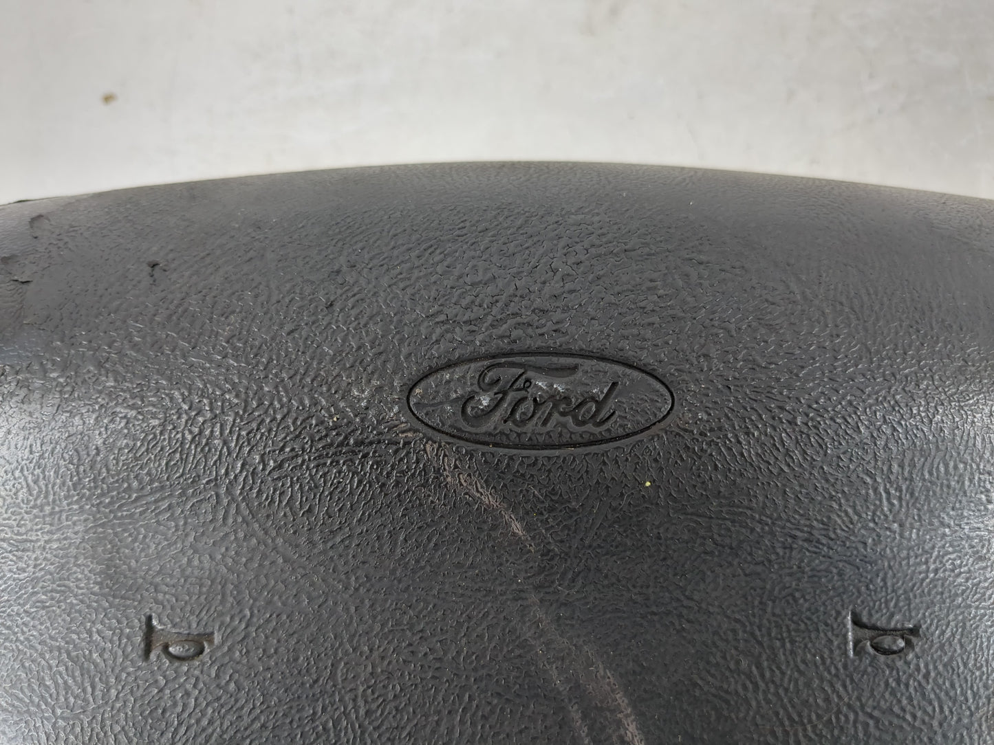1995-1997 Ford Explorer Air Bag Passenger Right Dashboard OEM P/N:F67B-78043B13-AB Fits Fits 1995 1996 1997 OEM Used Auto Pa