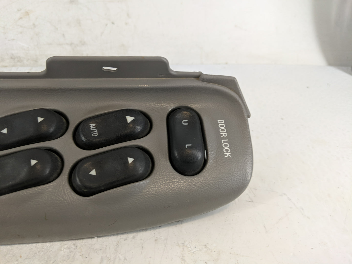 1997 Ford Explorer Master Power Window Switch Replacement Driver Side Left P/N:F87B-14B133-BCW Fits OEM Used Auto Parts - Oe