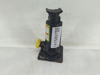 1997 Ford Explorer Spare Scissor Car Jack - Oemusedautoparts1.com