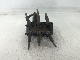 compare product 1997 Ford Explorer Engine Ignition Distributor OEM P/N:90TF-12029-A1A Fits OEM Used Auto Parts