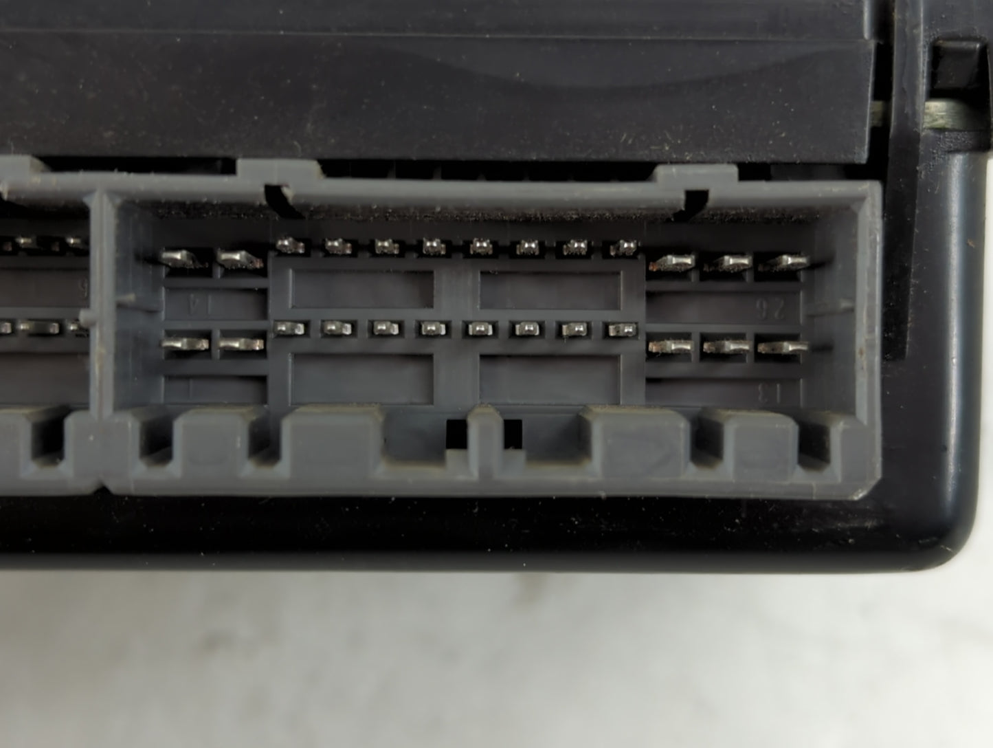 1997-1997 Ford Explorer Chassis Control Module Ccm Bcm Body Control - Oemusedautoparts1.com