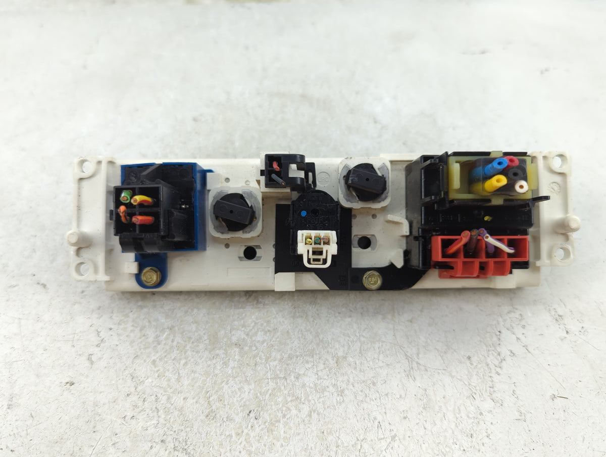 1995-1997 Ford Explorer Climate Control Module Temperature AC/Heater Replacement P/N:F57H-19C733-AB Fits Fits 1995 1996 1997