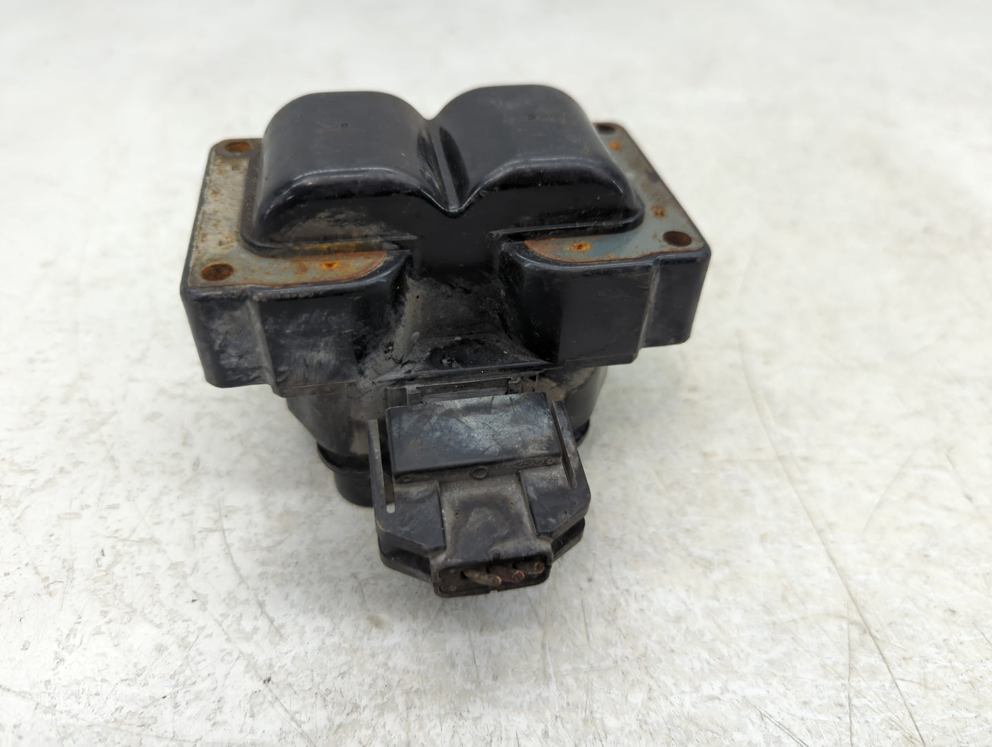 1997-1998 Ford F-150 Ignition Coil Igniter Pack - Oemusedautoparts1.com