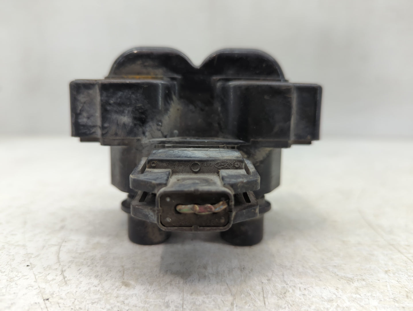 1997-1998 Ford F-150 Ignition Coil Igniter Pack - Oemusedautoparts1.com