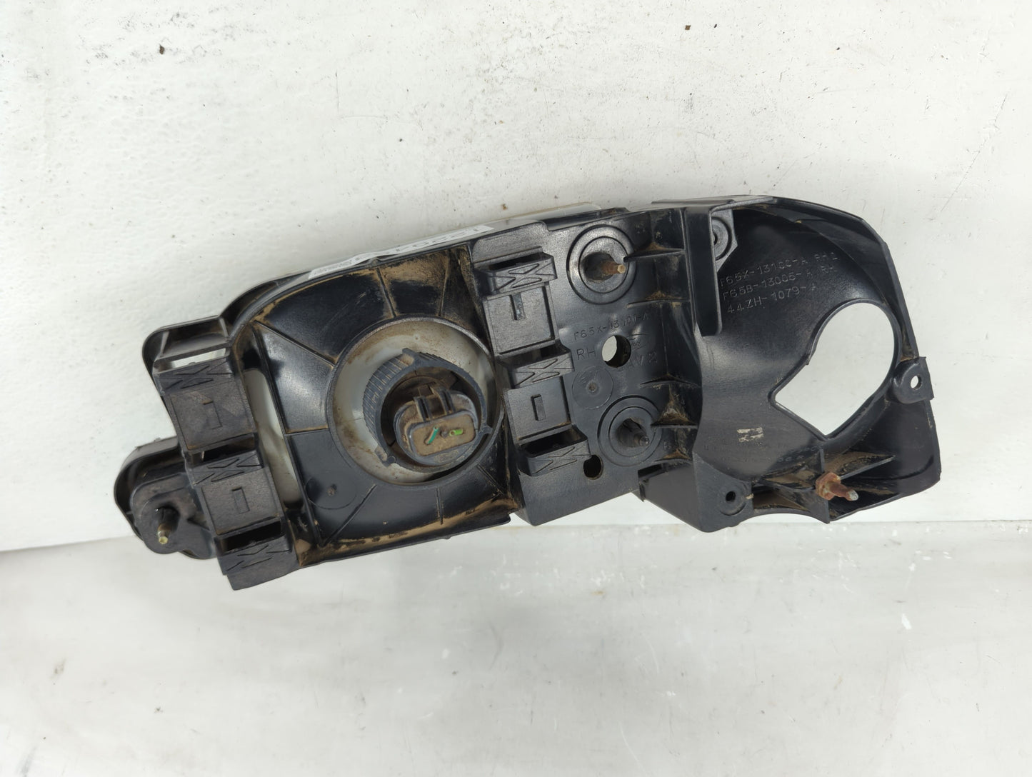 1997-1997 Ford F-150 Passenger Right Oem Head Light Headlight Lamp - Oemusedautoparts1.com