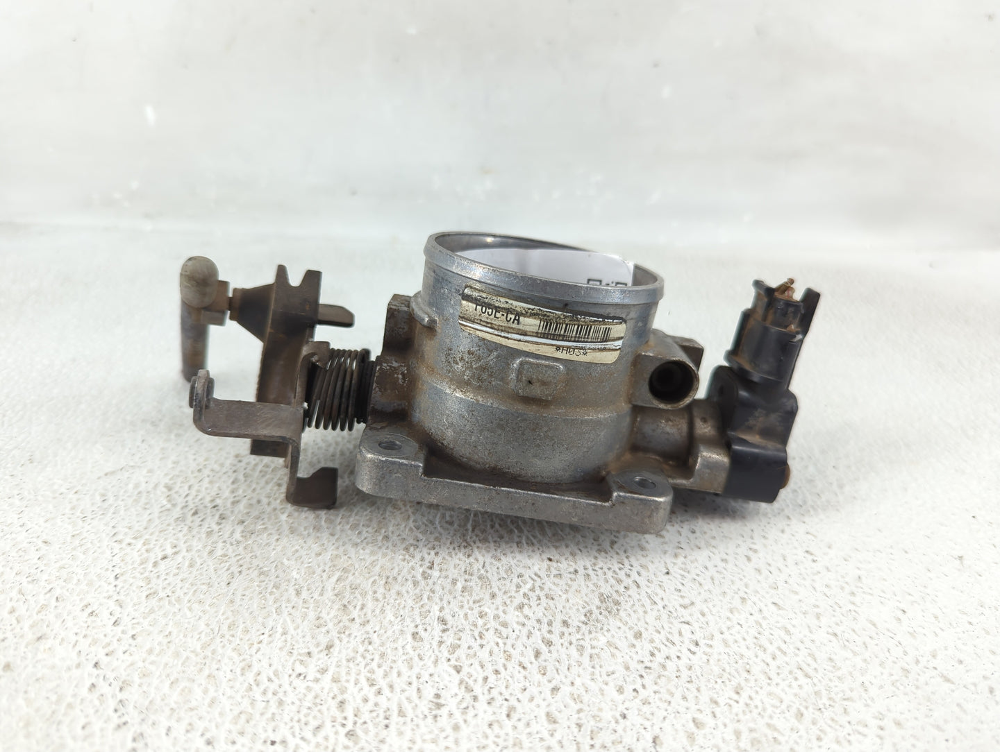 1997 Ford F-150 Throttle Body P/N:F65E-CA Fits OEM Used Auto Parts - Oemusedautoparts1.com