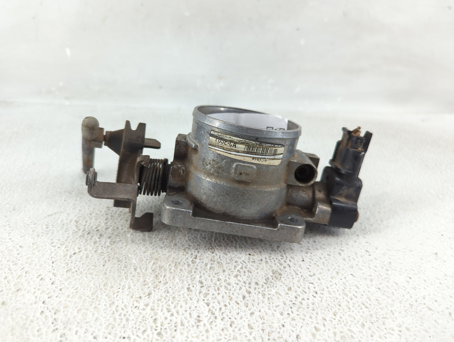 1997 Ford F-150 Throttle Body P/N:F65E-CA Fits OEM Used Auto Parts - Oemusedautoparts1.com