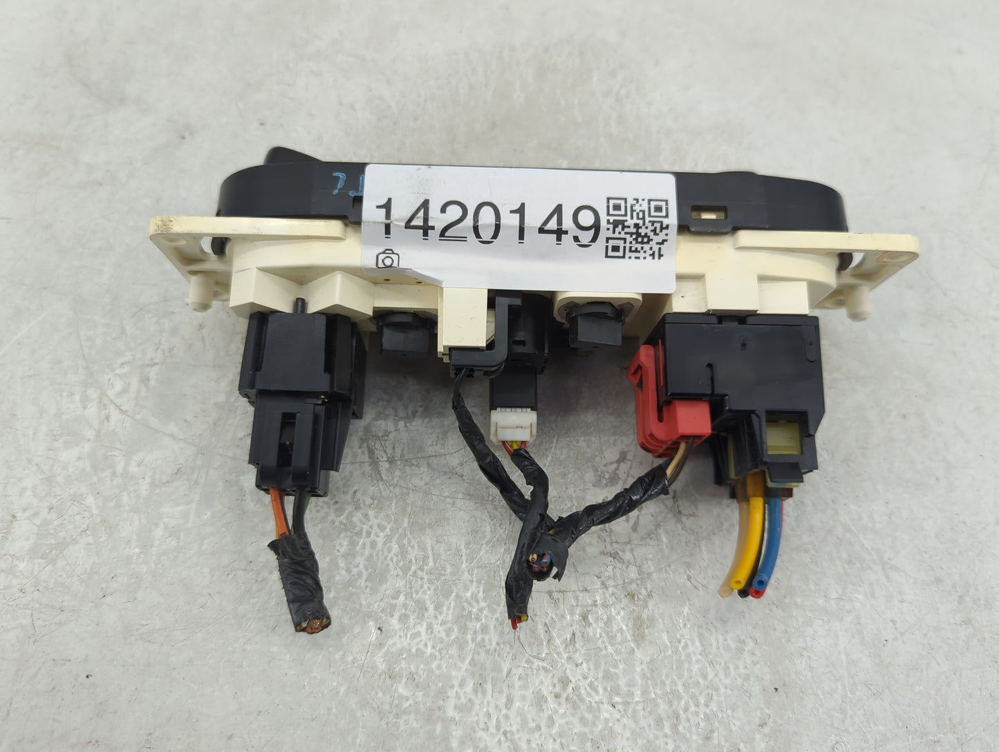 1997-1998 Ford F-150 Climate Control Module Temperature AC/Heater Replacement P/N:F75H-19E764-FA Fits Fits 1997 1998 OEM Use
