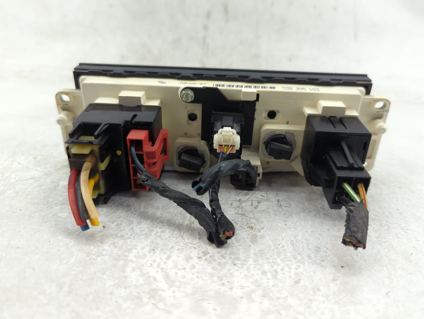 1997-1998 Ford F-150 Climate Control Module Temperature AC/Heater Replacement P/N:F75H-19E764-FA Fits Fits 1997 1998 OEM Use