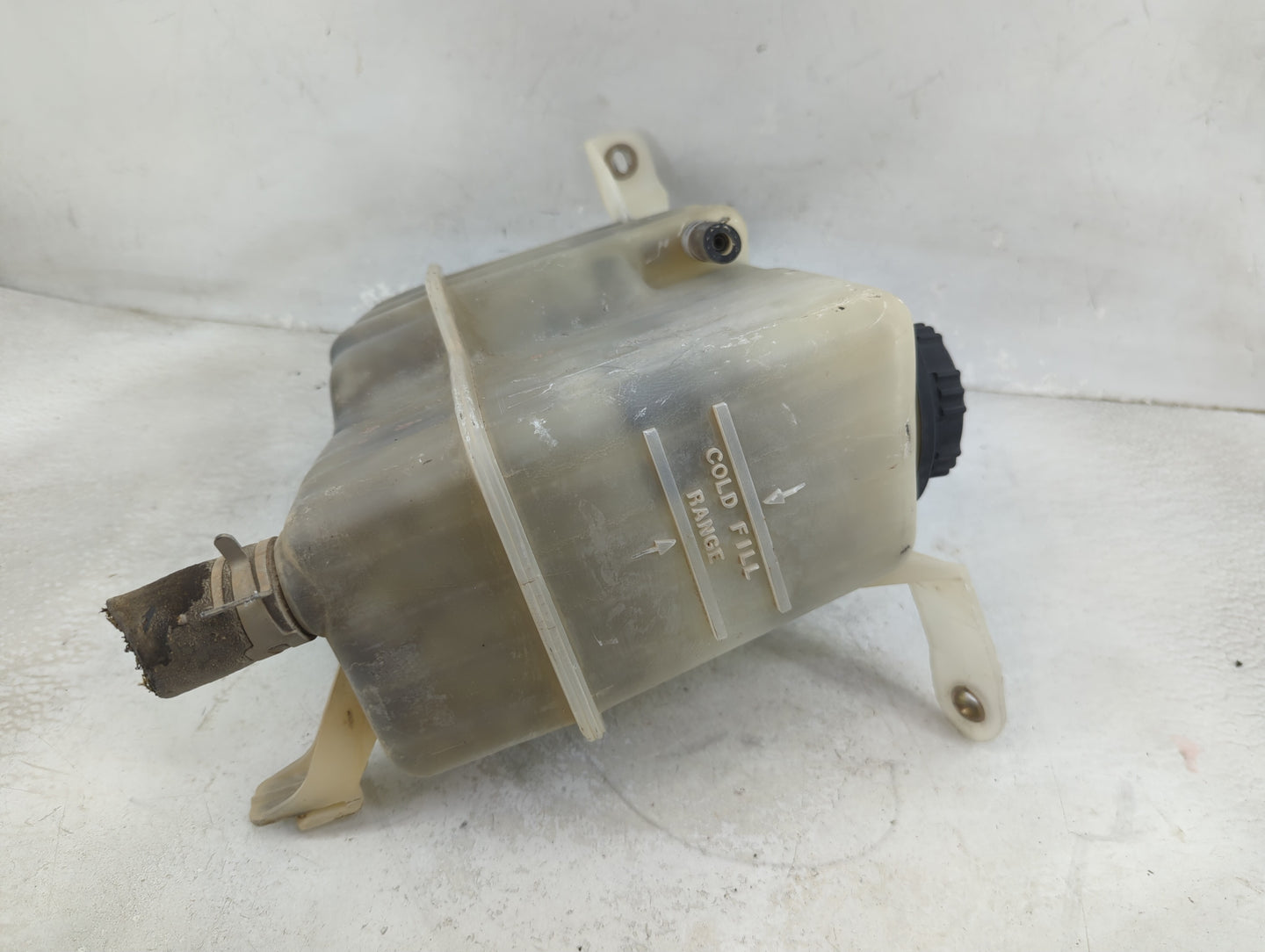 1997 Ford F-150 Windshield Washer Fluid Reservoir Bottle Oem - Oemusedautoparts1.com