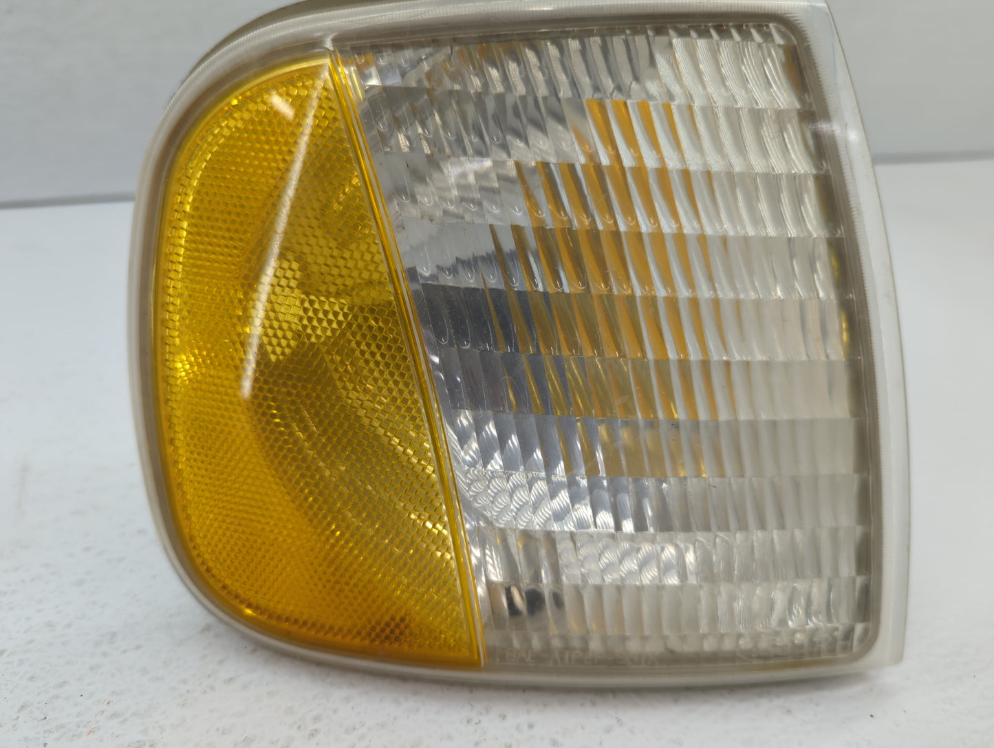1997 Ford F-150 Passenger Right Oem Head Light Headlight Lamp 459353 - Oemusedautoparts1.com