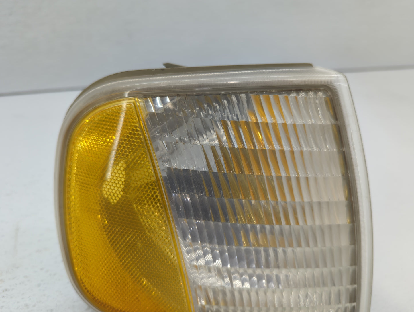 1997 Ford F-150 Passenger Right Oem Head Light Headlight Lamp - Oemusedautoparts1.com