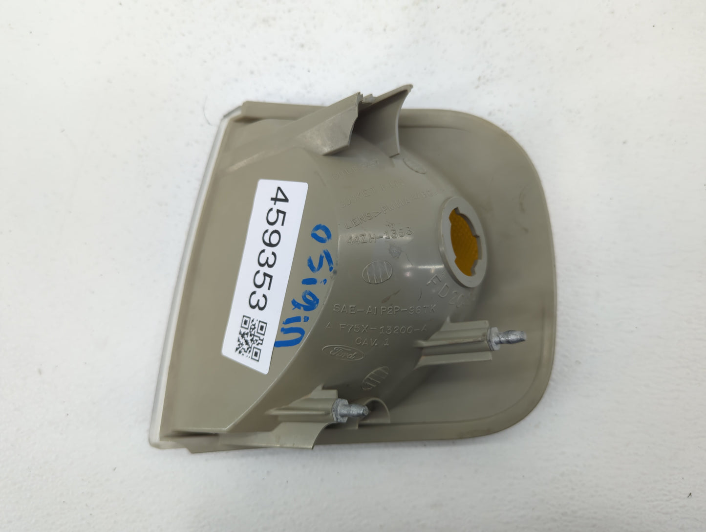 1997 Ford F-150 Passenger Right Oem Head Light Headlight Lamp - Oemusedautoparts1.com