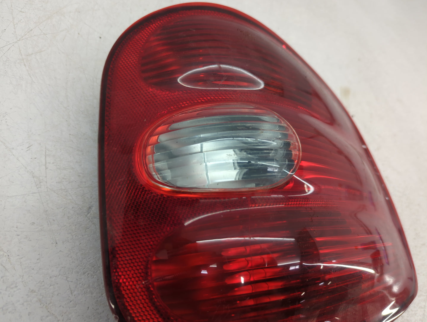 1997-1999 Ford F-150 Tail Light Assembly Passenger Right OEM P/N:F75B-13B504-B Fits Fits 1997 1998 1999 OEM Used Auto Parts 