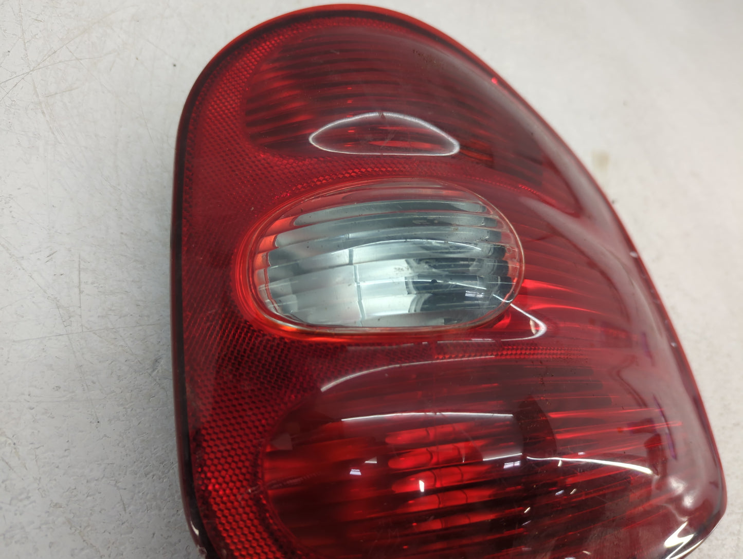 1997-1999 Ford F-150 Tail Light Assembly Passenger Right OEM P/N:F75B-13B504-B Fits Fits 1997 1998 1999 OEM Used Auto Parts 