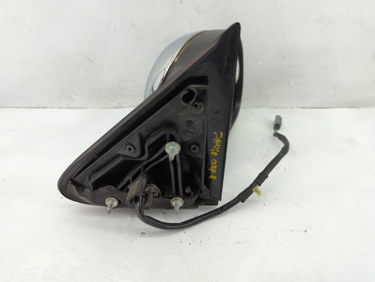 1997-2001 Ford F-150 Passenger Side View Mirror - Right Door Mirror OEM Used - Oemusedautoparts1.com