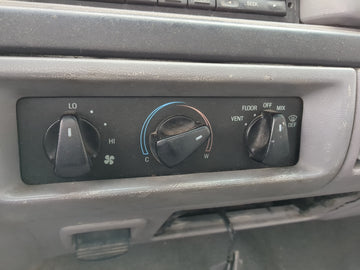 1997-1998 Ford F-250 Climate Control Module Temperature AC/Heater Replacement Fits Fits 1997 1998 OEM Used Auto Parts - Oemu