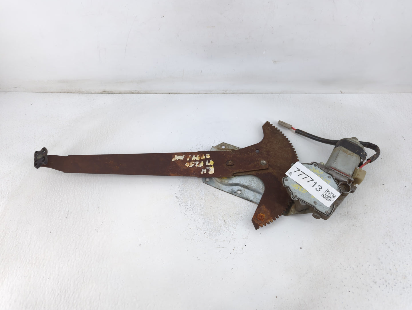 1993-1997 Ford F-250 Used Window Regulator Passenger Front - Oemusedautoparts1.com