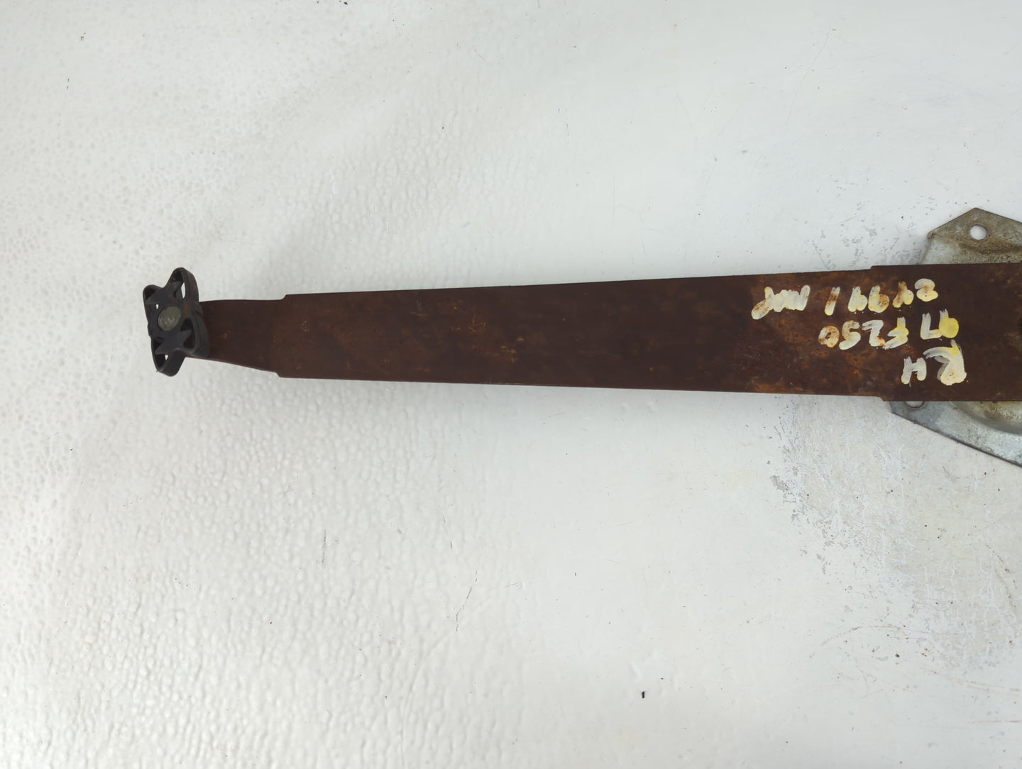 1993-1997 Ford F-250 Used Window Regulator Passenger Front - Oemusedautoparts1.com