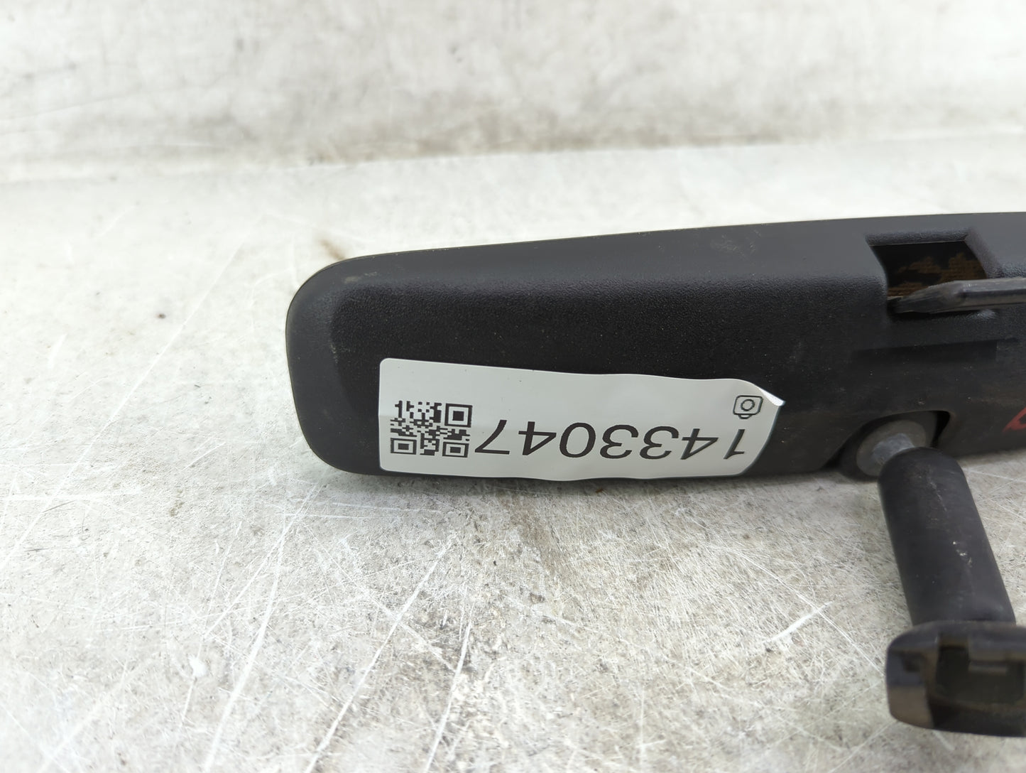 1997 Ford F-350 Interior Rear View Mirror Replacement OEM Fits OEM Used Auto Parts - Oemusedautoparts1.com