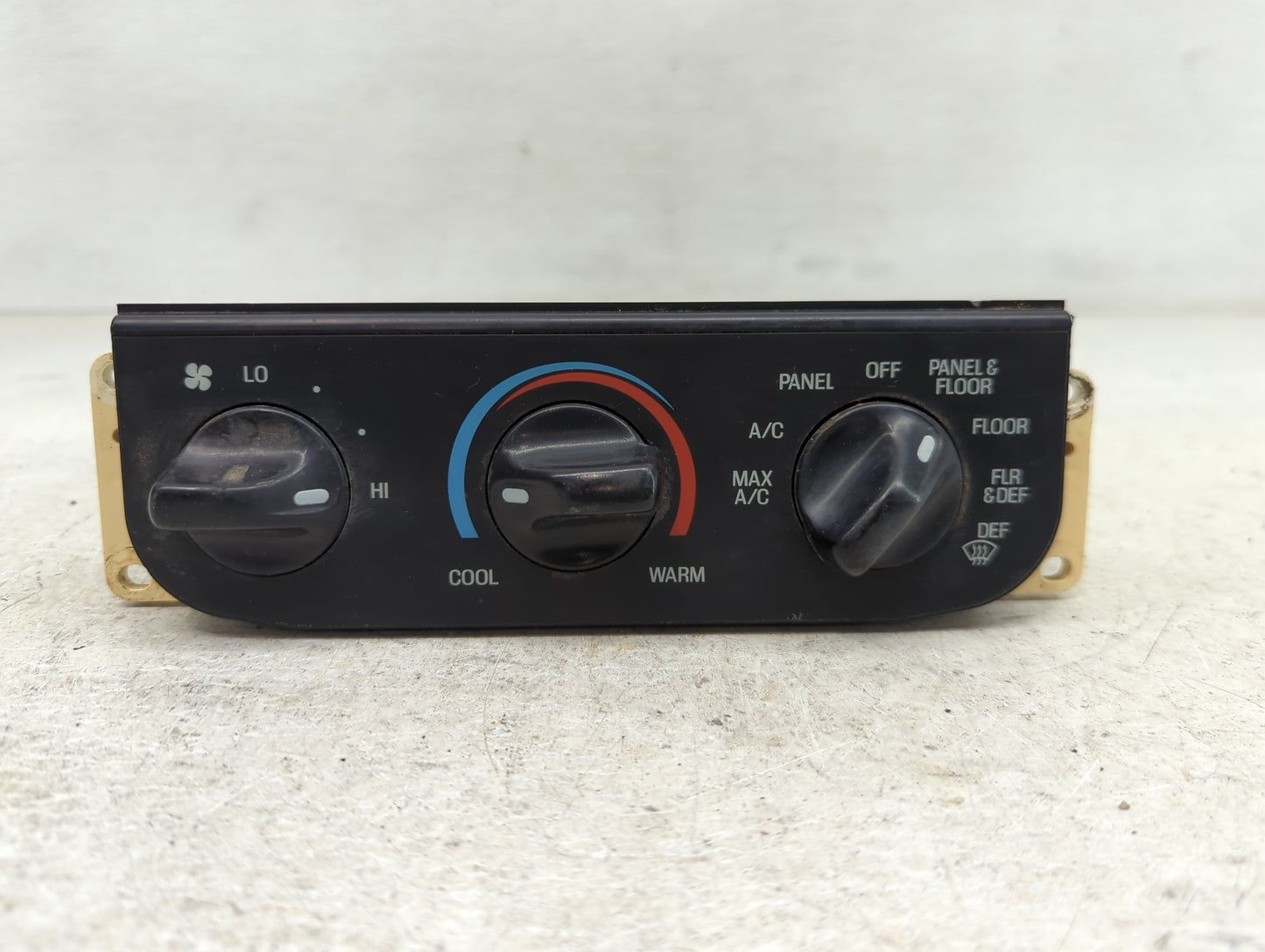 1997 Ford F150 Climate Control Module Temperature AC/Heater Replacement Fits Fits 1998 OEM Used Auto Parts - Oemusedautopart
